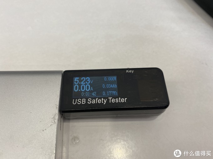 旧充电宝空载电压（USB测量）