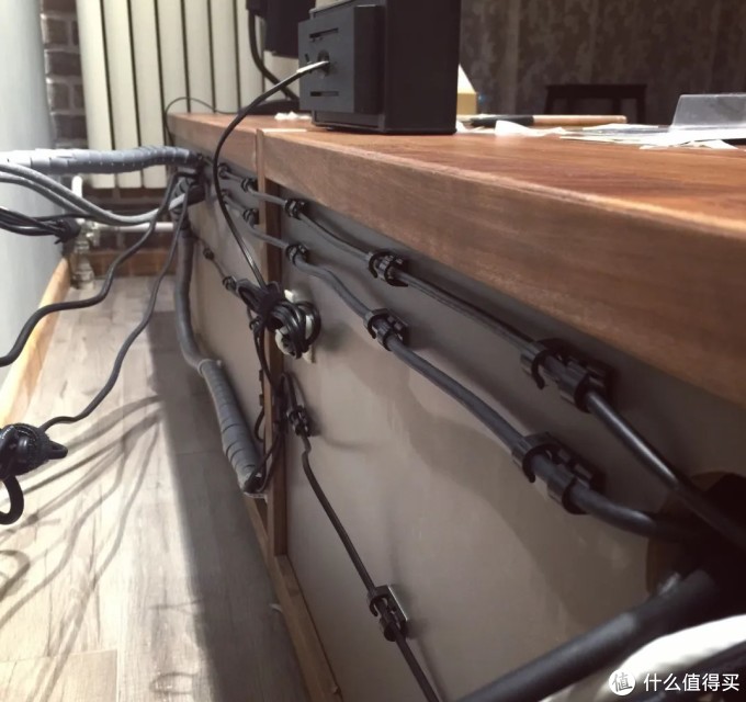 电线整理终极攻略,也就是几块钱的事儿~