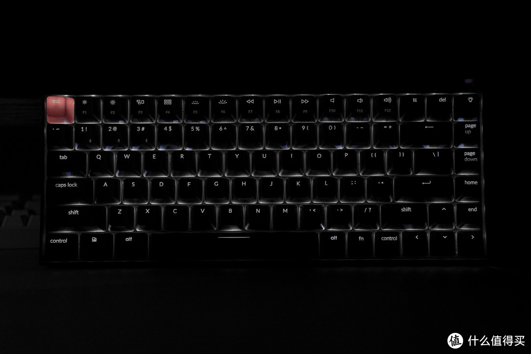 键盘整体亮度篇暗