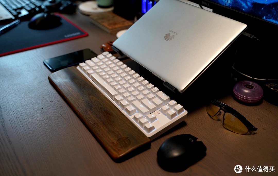 无线键盘才是第一生产力，盘点手头几把无线多模机械键盘