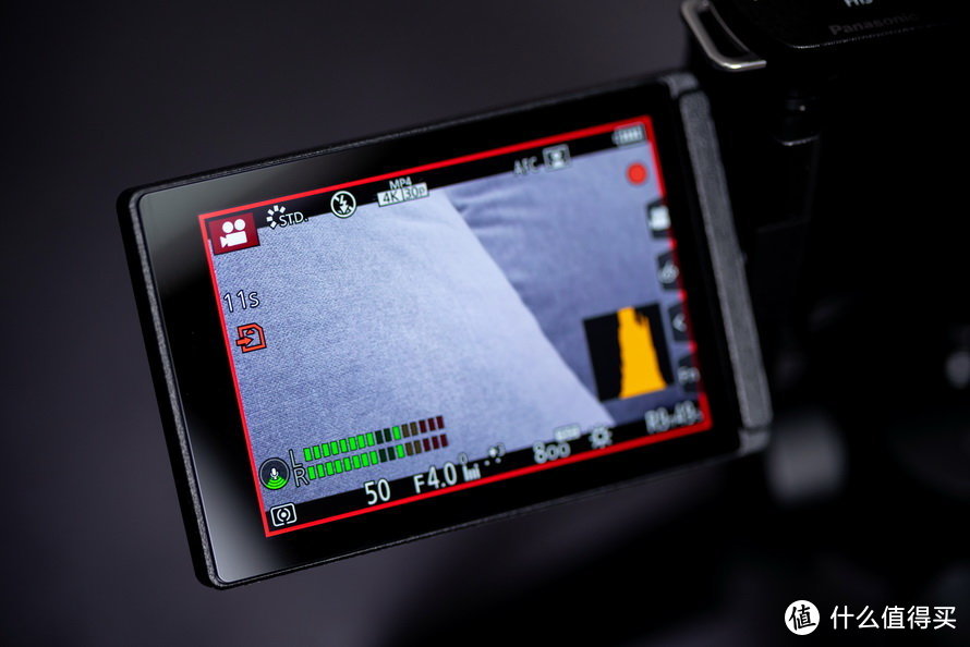 松下G100无反相机评测：海量可换镜头 拍Vlog更轻松