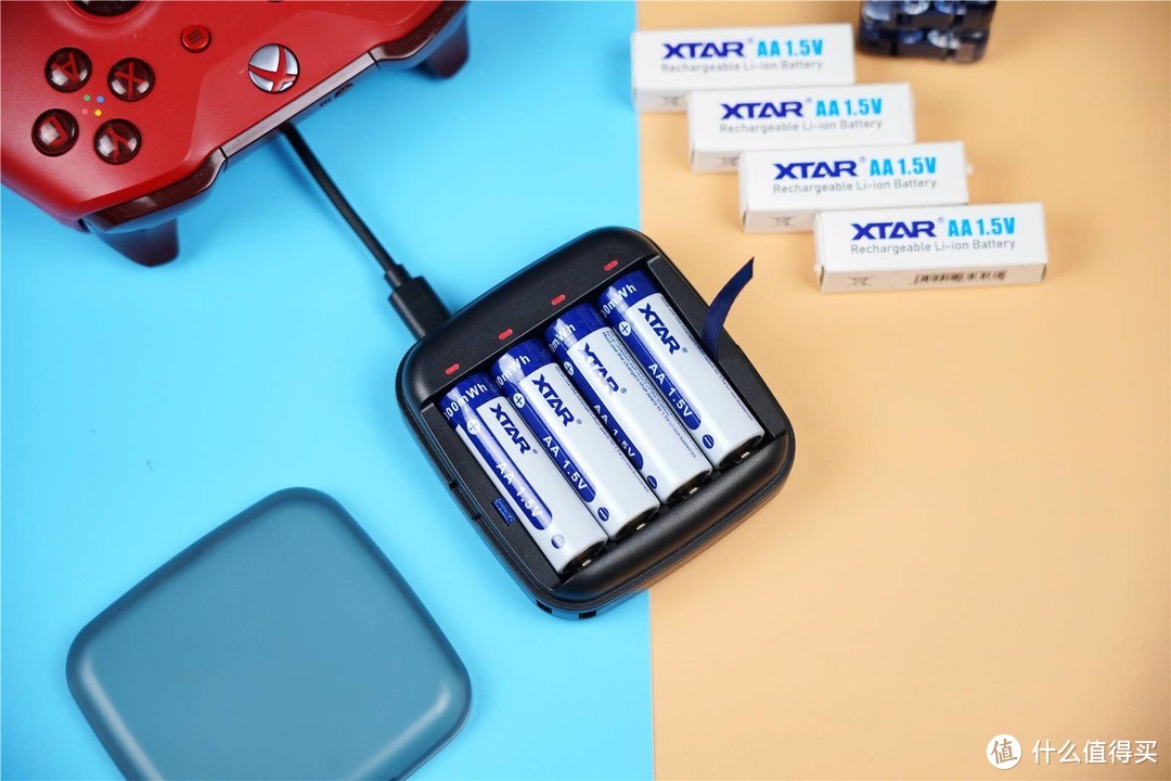 年轻人的第一款充电套装，XTAR BC4值得你拥有！