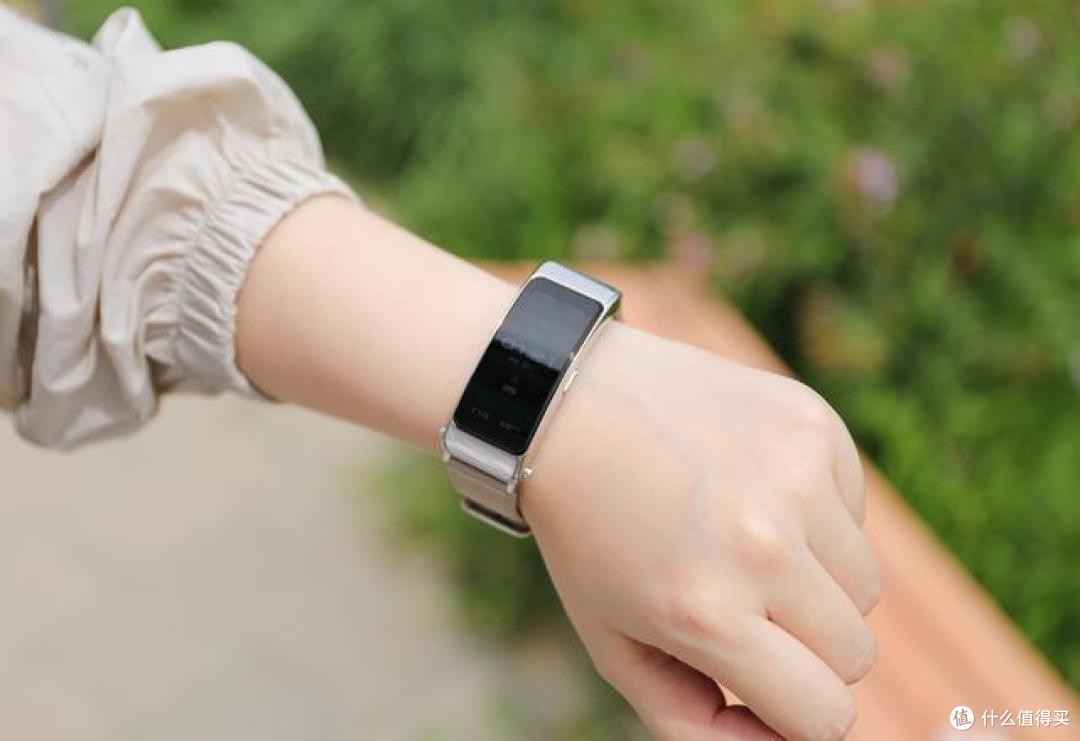 华为手环b6摩卡棕