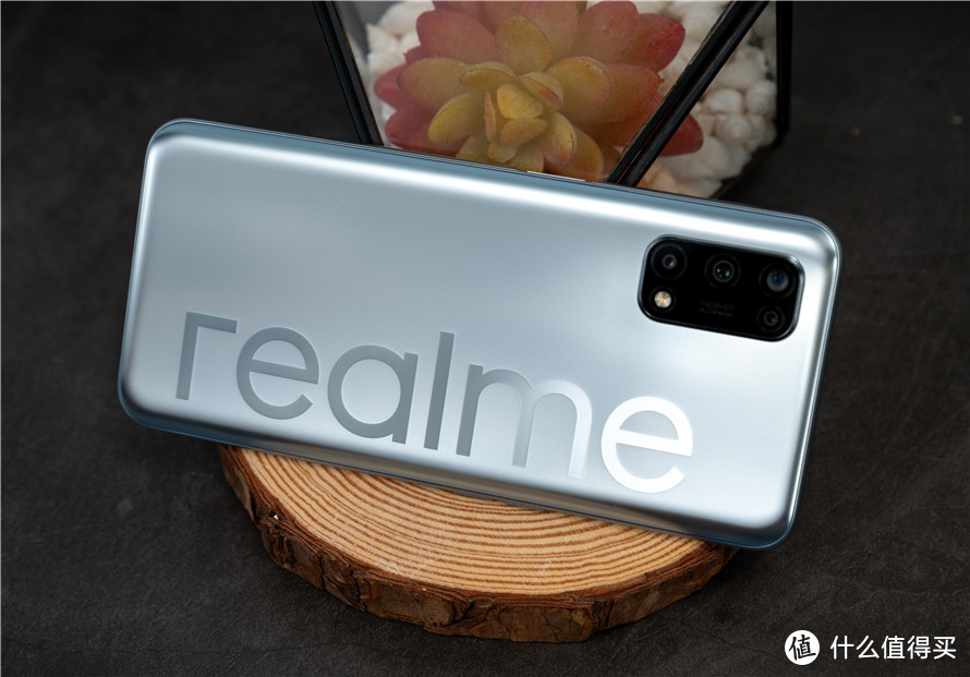 realme真我V5评测：独特潮玩设计，天玑720表现不俗