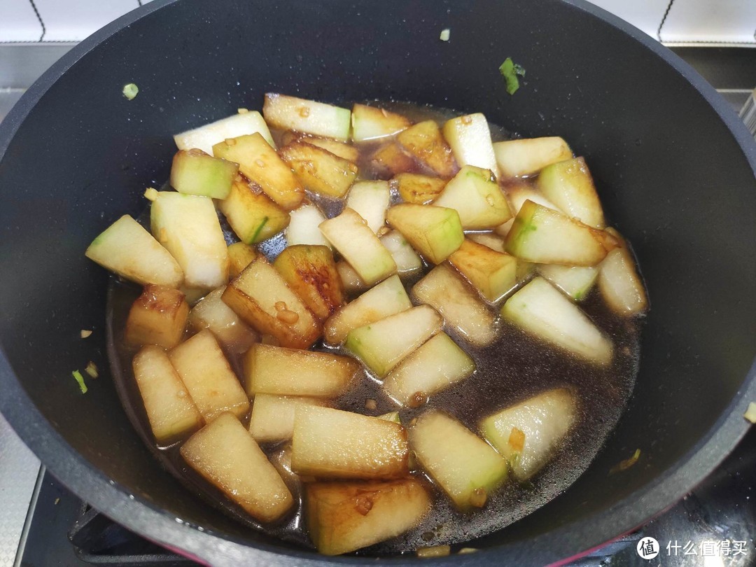 夏季遇到这菜别手软，不含脂肪热量低，清爽滑嫩特好吃