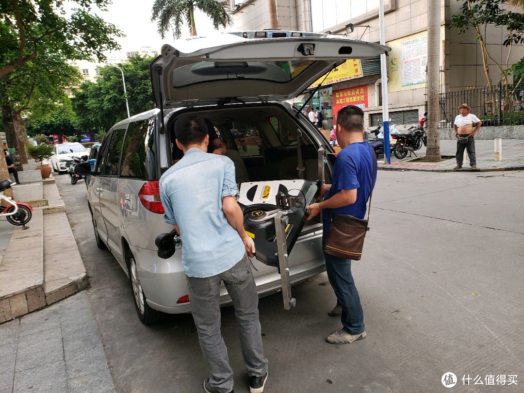 为了老婆减重，入手一台200元的动感单车