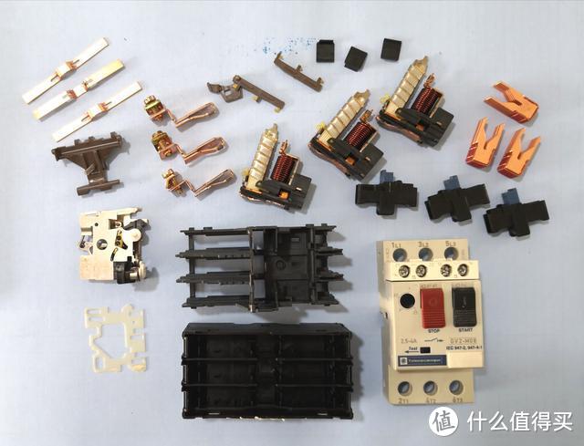 全网首拆—施耐德GV2-M08电动机专用空气断路器拆解