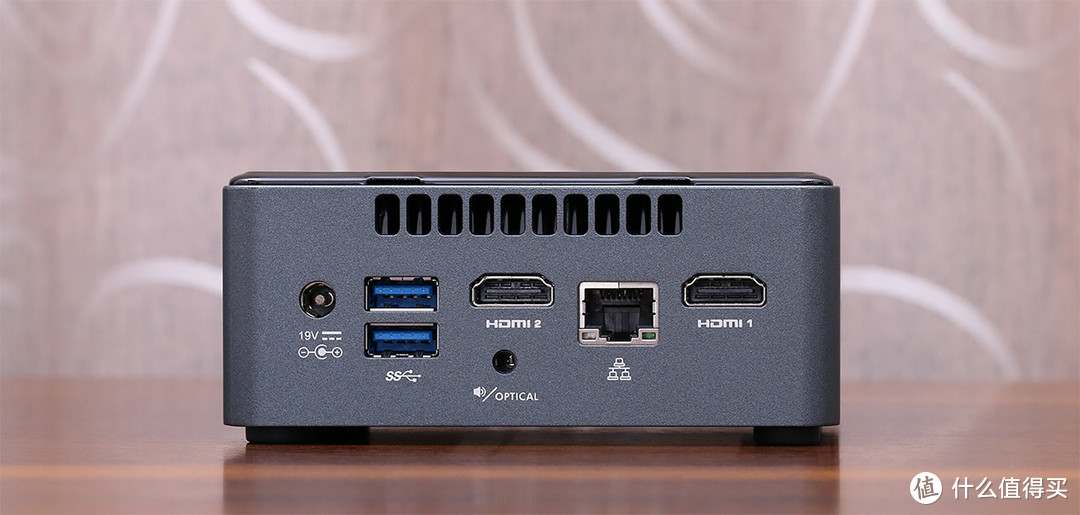 不到一千元的迷你电脑好用吗？Intel NUC7CJYH 上手玩