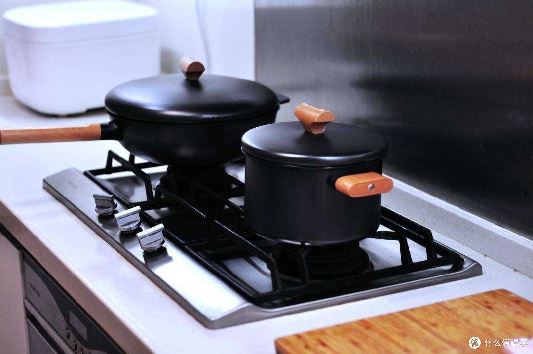 家用炒锅换代史，还是壹加生活铁锅最讨老妈的欢心。