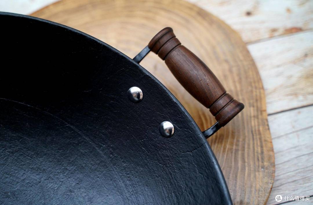 家用炒锅换代史，还是壹加生活铁锅最讨老妈的欢心。