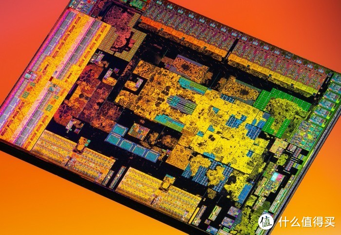 英特尔酷睿i7-1165G7对比AMD R7 4800U单线程表现略有优势，但多核无法匹敌
