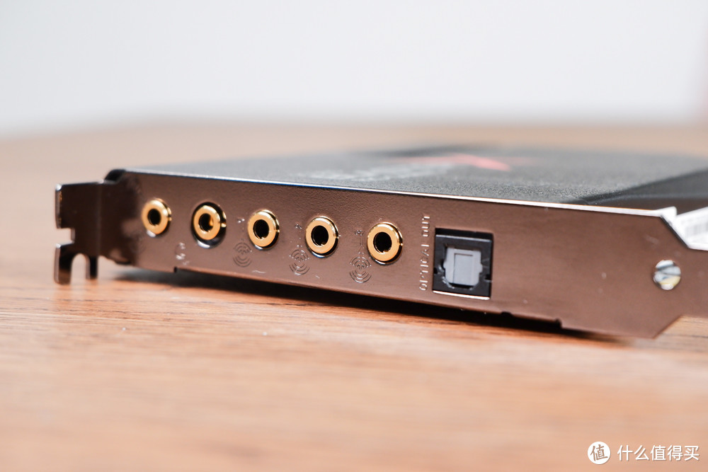 创新SOUND BLASTERX AE-5 PLUS评测：独立声卡让音效更上一层楼