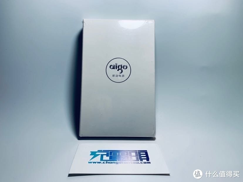 agio爱国者MT100PD10000mAh 双向快充移动电源上手体验