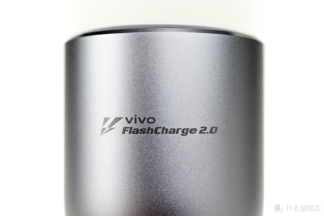 拆解报告：VIVO 33W FlashCharge2.0闪充车充CH2053