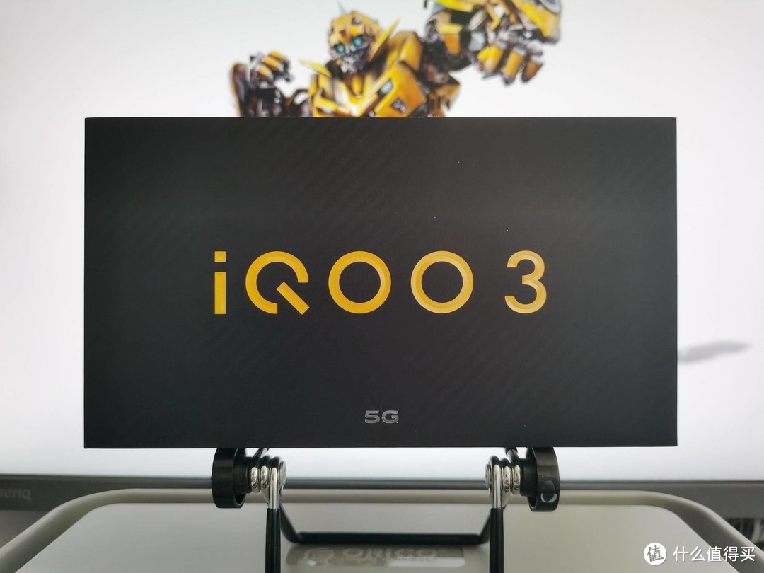 老男孩的新玩具：iQOO 3 变形金刚限量版 迟到的开箱测试