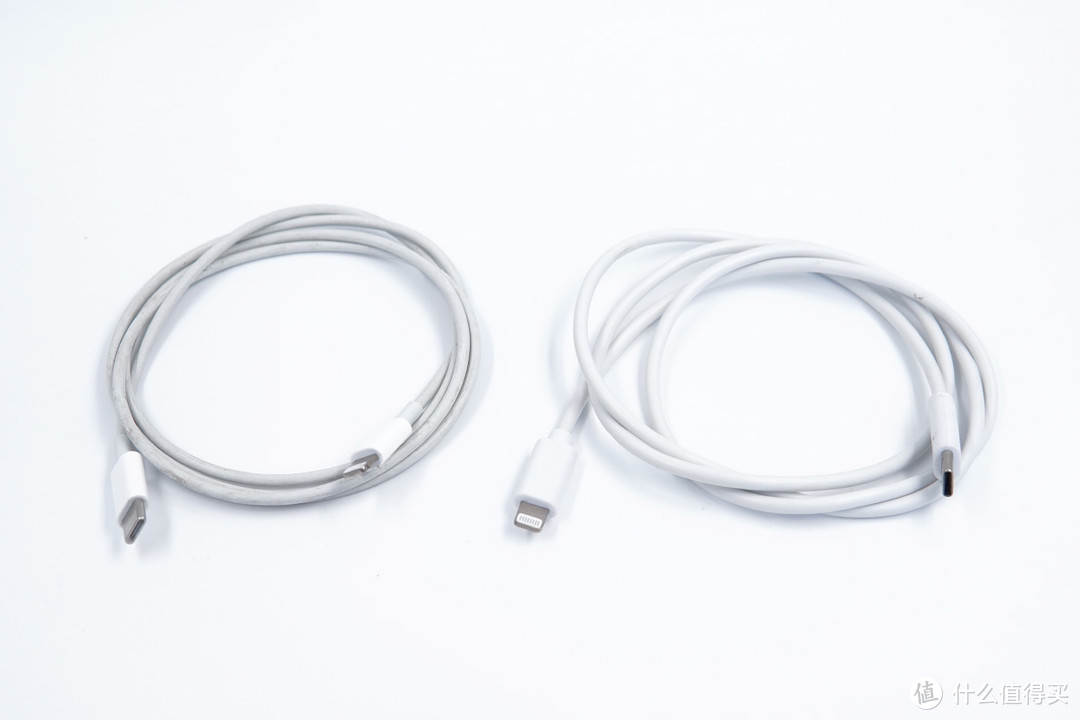 四种不同线身材质对比 苹果iphone12首次标配编织线或将引领潮流 充电器 什么值得买