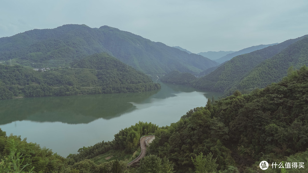 自驾四明山，游走浙江最美盘山路，芦苇、竹林、溪流、古村落