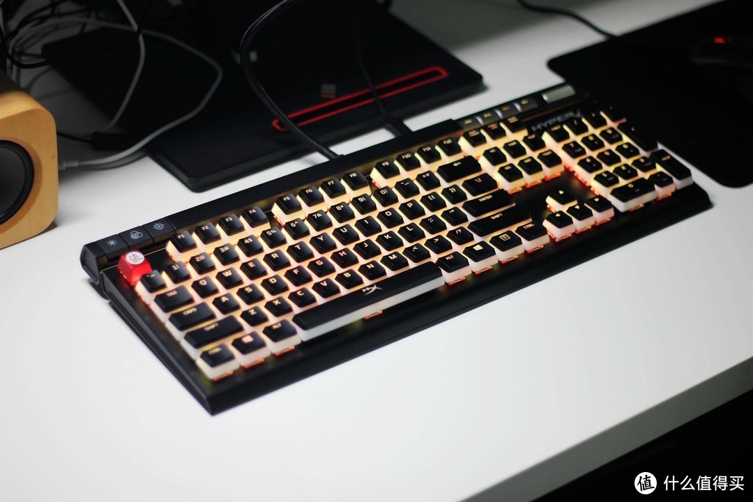 千元内预算买什么机械键盘？HyperX 阿洛伊精英2可能是最佳之选