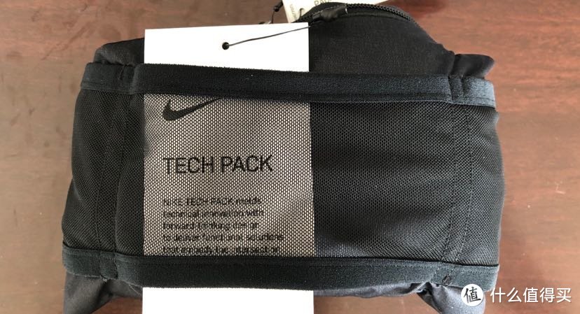 让运动和时尚交相辉映！Nike Tech Pack 跑步系列装备大盘点