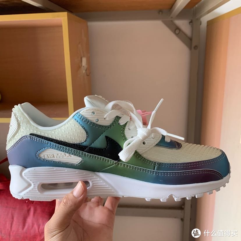 NIKE AIR MAX90 镭射渐变色 实拍