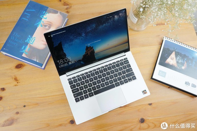 3699元的生产力工具，RedmiBook 14锐龙II笔记本测评