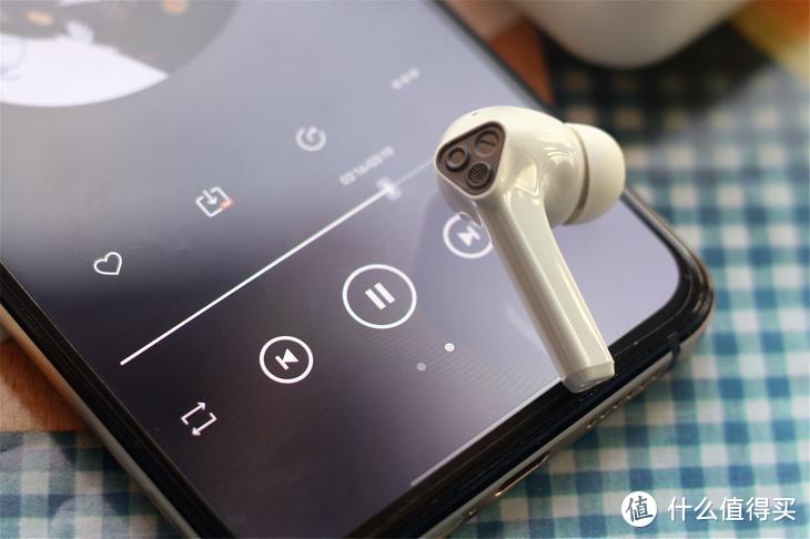 游戏耳机选AirPods?飞智新品银狐T1 TWS耳机，60ms延迟+24小时续航！