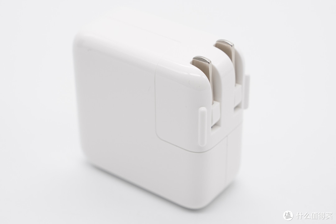 拆解报告：Apple苹果新款30W USB PD快充充电器