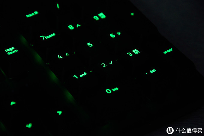 首次征稿获奖——雷蛇猎魂光蛛104键RGB背光机械键盘