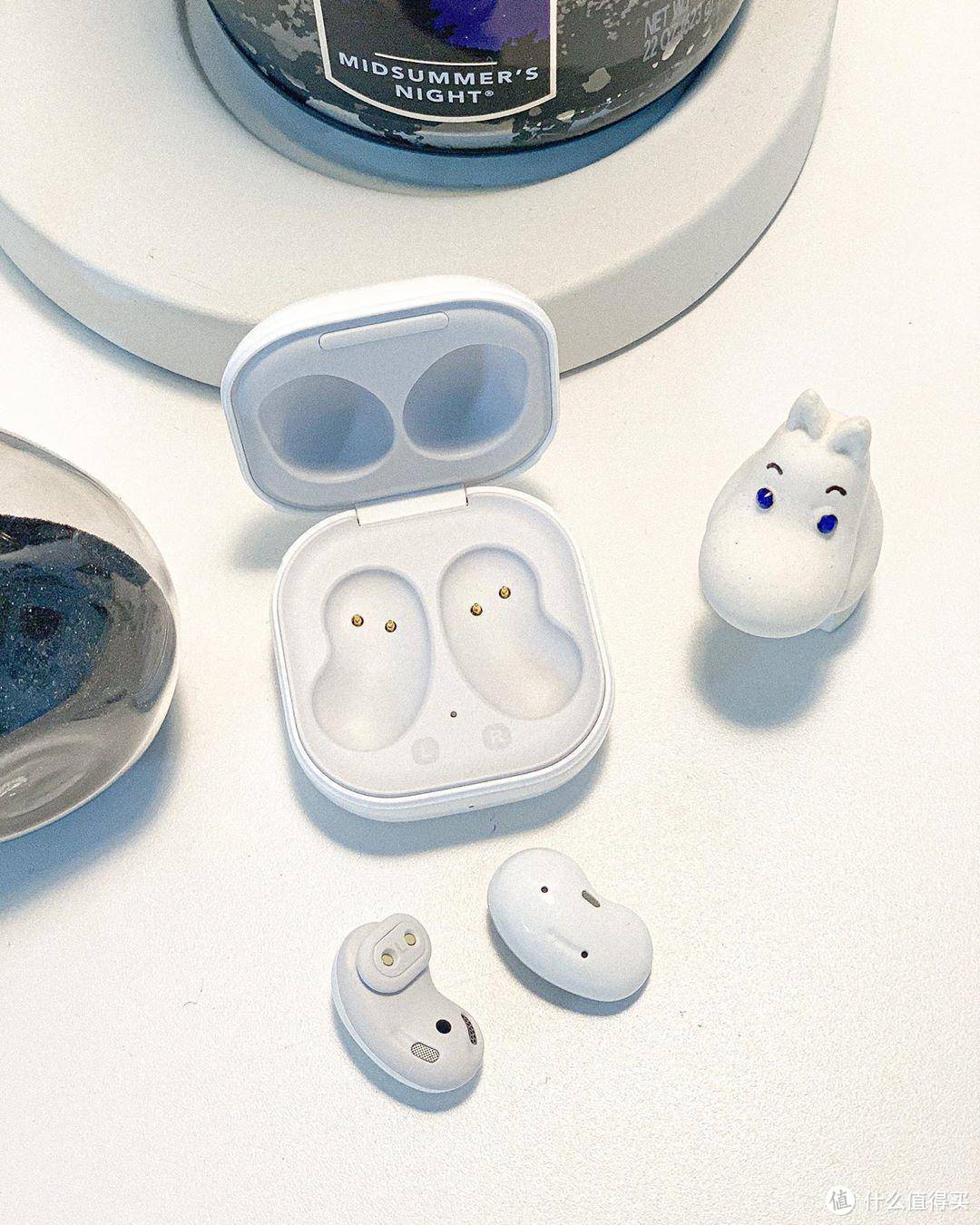 小巧的外观，强大的功能——Galaxy Buds Live主动降噪蓝牙耳机