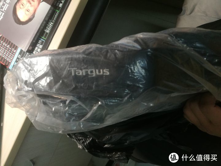 宏碁泰格斯ACER TARGUS 双肩背包00LZ BAGTG BKK开箱测评