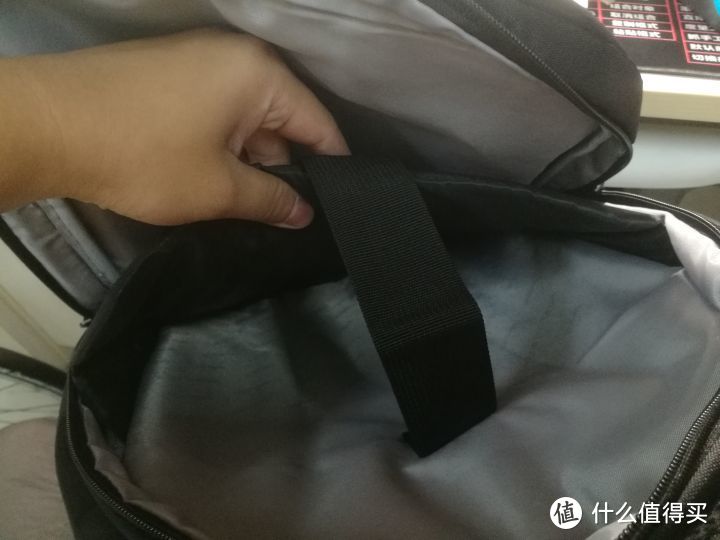 宏碁泰格斯ACER TARGUS 双肩背包00LZ BAGTG BKK开箱测评