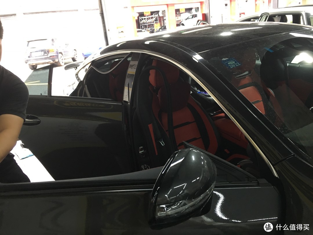 奔驰AMG GT系列改黑武士亮黑套装，看看前后的变化