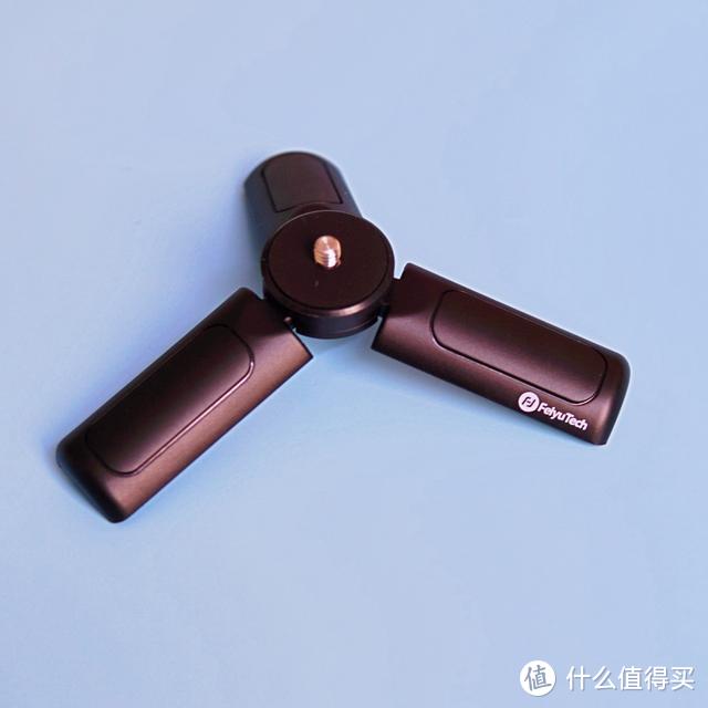 飞宇Vimble One手机稳定器体验：自拍杆+三脚架+稳定器三合一，帮你解锁更多拍照乐趣