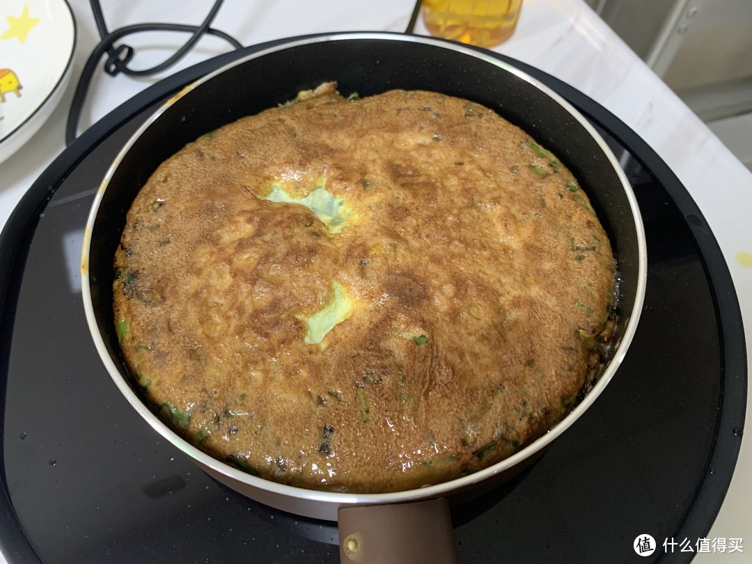 正餐零食皆可，很简单的韭菜鸡蛋饼