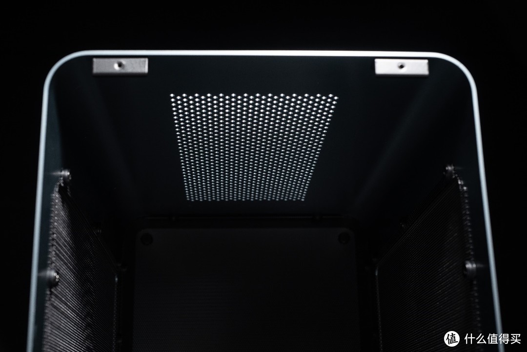 散热优，全金属ITX机箱推荐，乔思伯V8评测