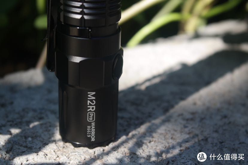 OLIGHT 傲雷 武士 M2R Pro---钛灰限量版