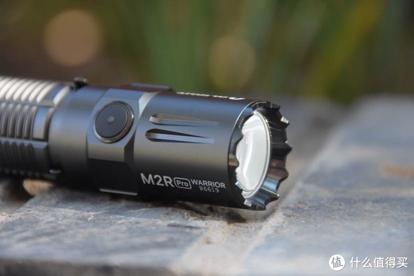 OLIGHT 傲雷 武士 M2R Pro---钛灰限量版