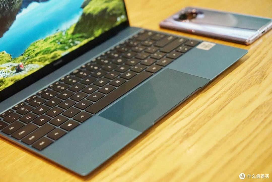 新品评测 篇九十一:华为matebook x图赏:轻薄 青山黛配色绝了,移动