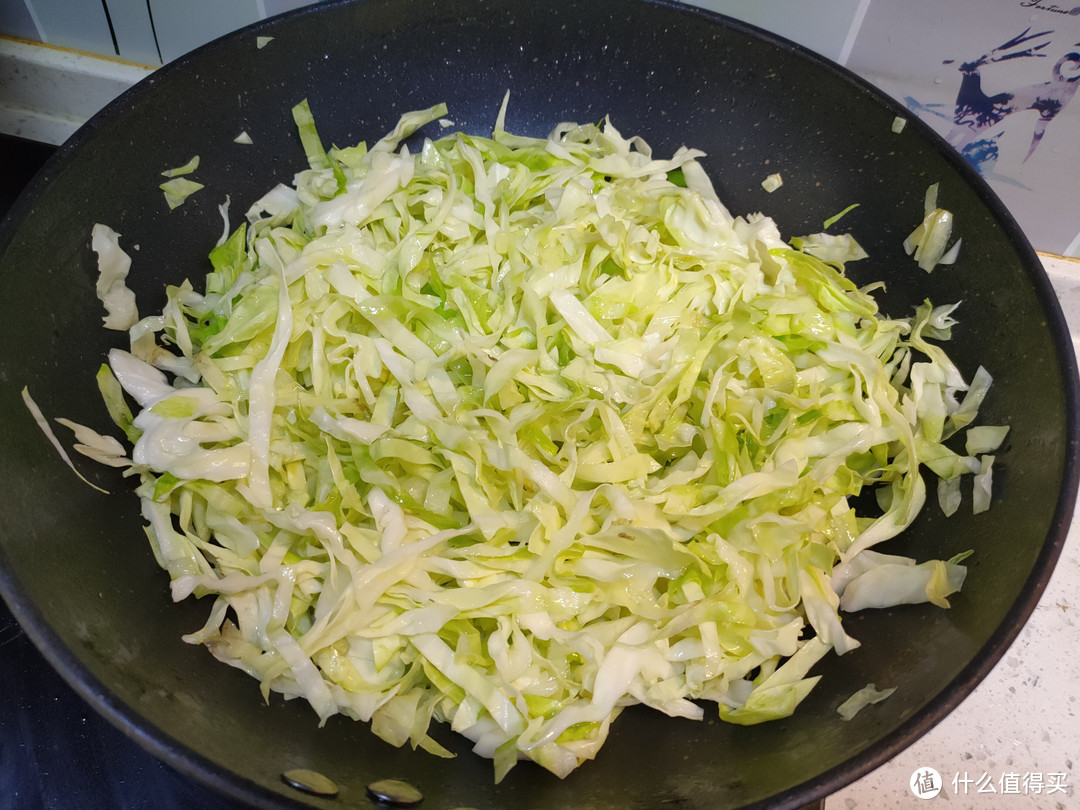 夏天这菜特鲜嫩，和西红柿是绝配，3块钱炒一大盘，拌米饭吃真香