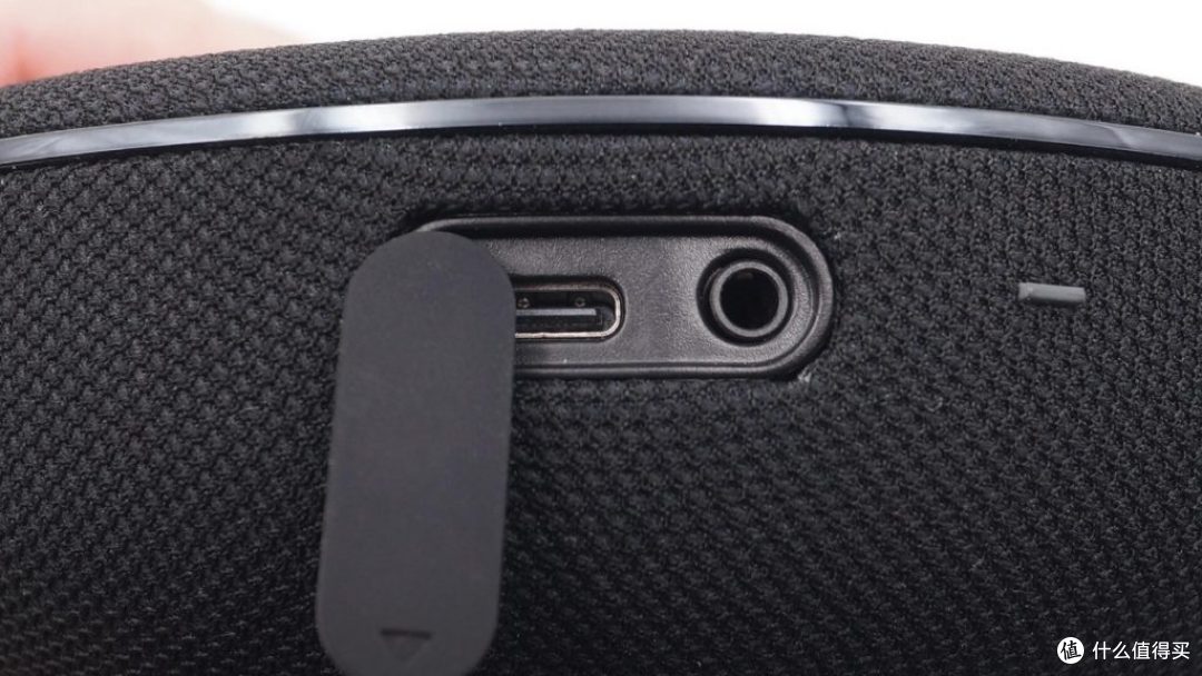 拆解报告:1MORE万魔便携蓝牙音箱