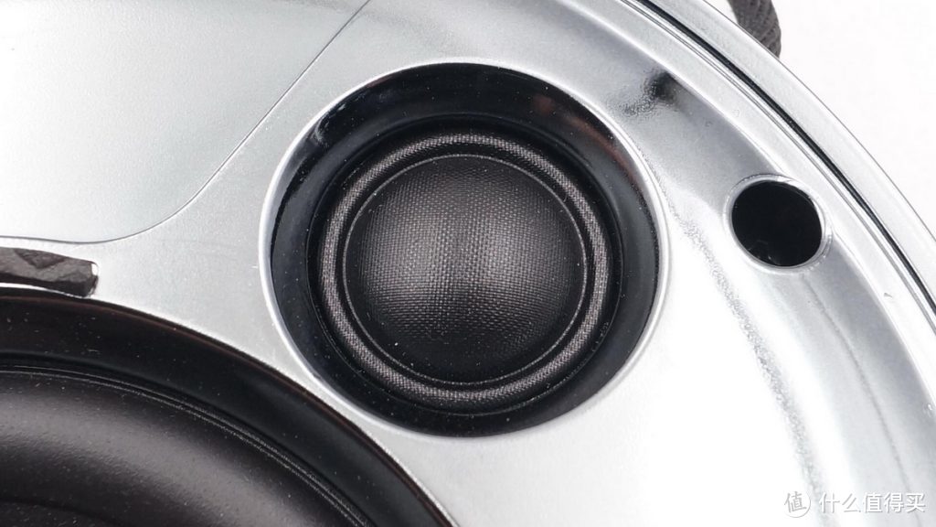 拆解报告:1MORE万魔便携蓝牙音箱