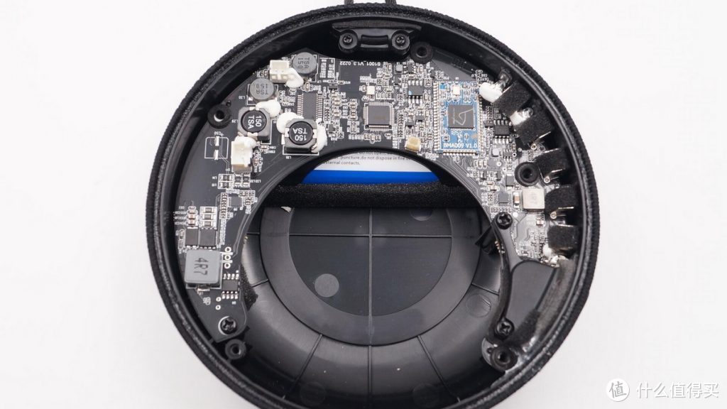 拆解报告:1MORE万魔便携蓝牙音箱