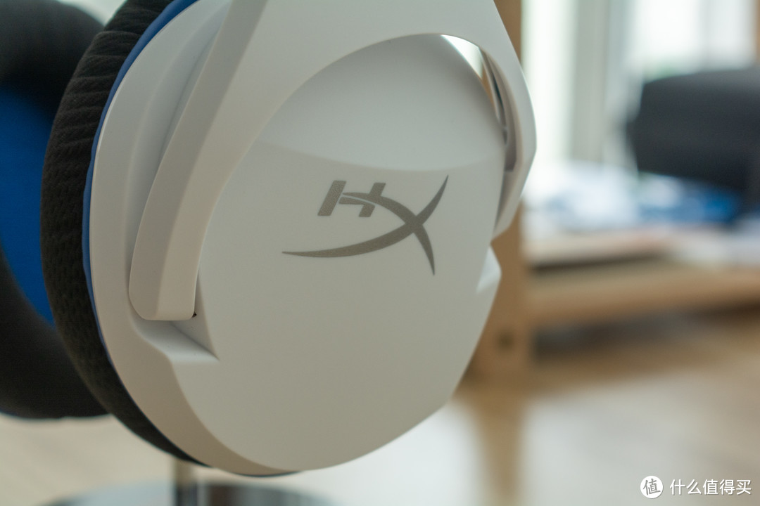 迎接PS5，更新个游戏耳机先？白色HyperX 毒刺灵动无线耳机开箱