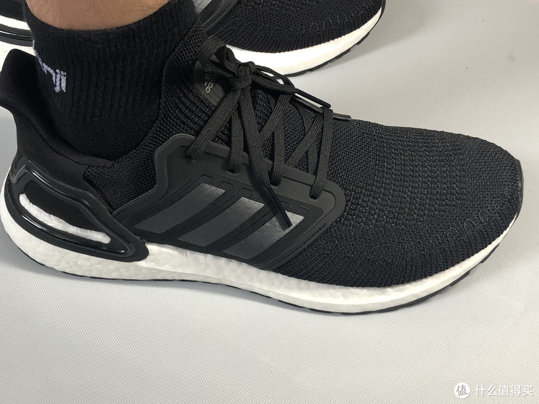 拼多多499元的阿迪达斯 ULTRABOOST20 开箱分享