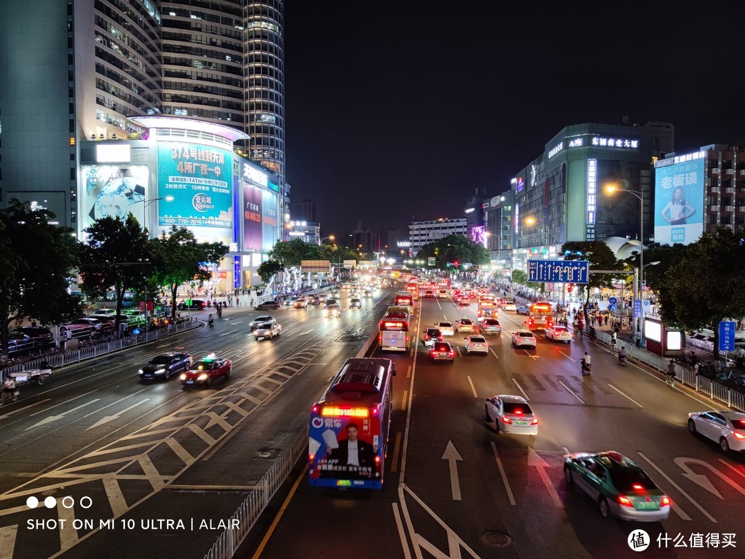 没记错的话是超级夜景