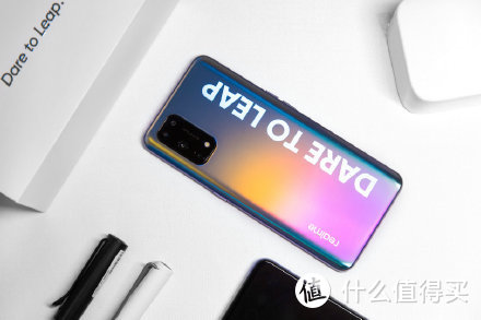 realme X7官方渲染图曝光，载联发科天玑1000+，120Hz高刷屏、机身轻薄