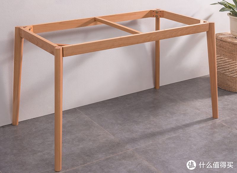 只需700元：DIY一张超牢固的半实木书桌，附个性化改造过程