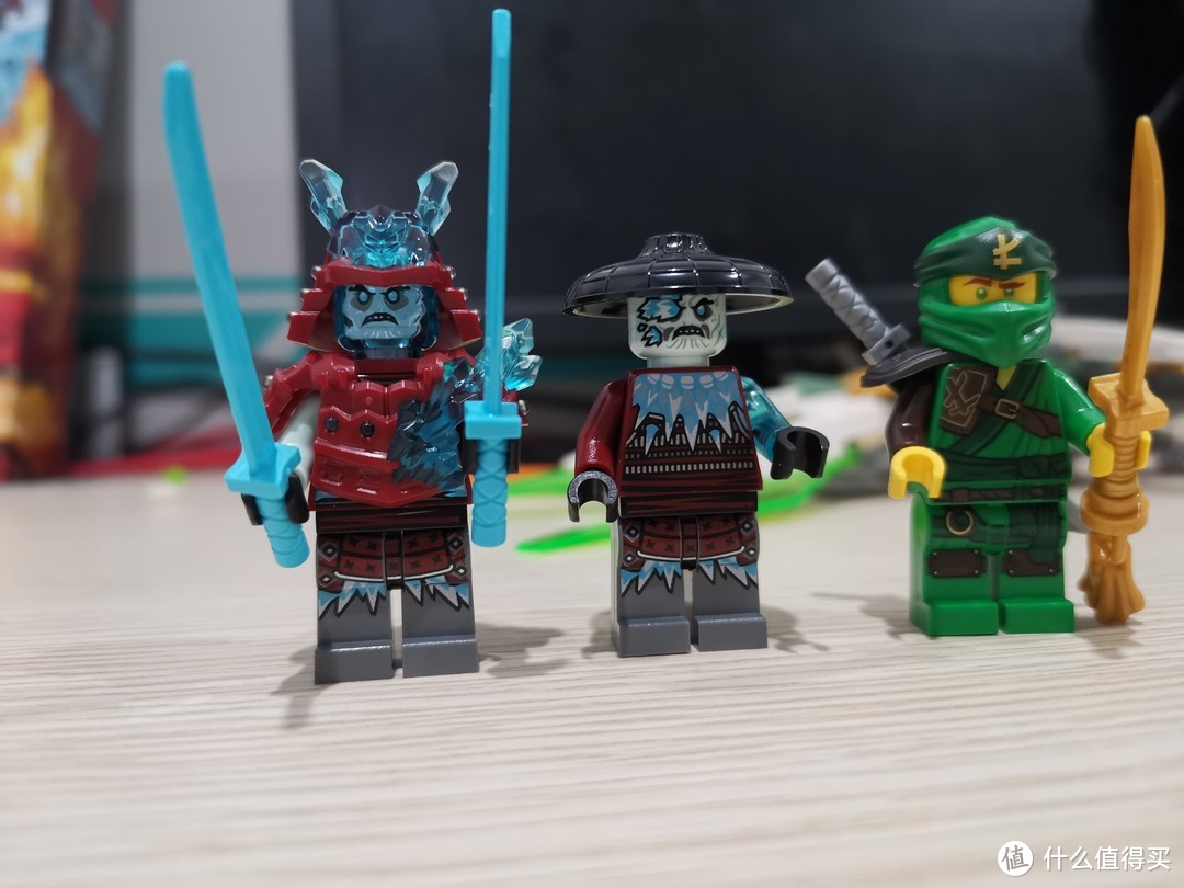 LEGO 幻影忍者系列 70676 劳埃德的泰坦机甲 评测