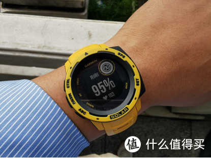 为什么有iWatch，我还更想要GARMIN？佳明本能太阳能腕表体验分享