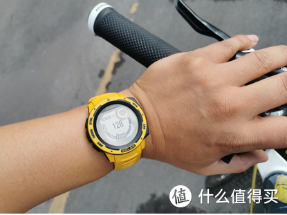 为什么有iWatch，我还更想要GARMIN？佳明本能太阳能腕表体验分享